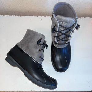 SPERRY Top-Sider Women’s Lace Up Black Gray Duck Boots 6.5 STS81732